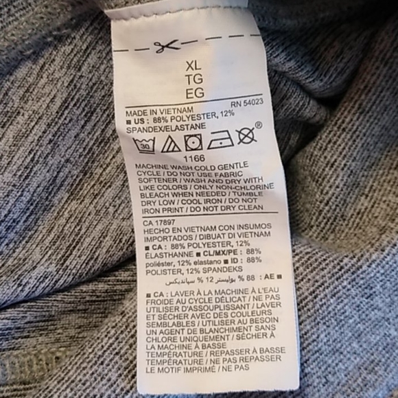 OLD NAVY workout capris - Picture 7 of 8